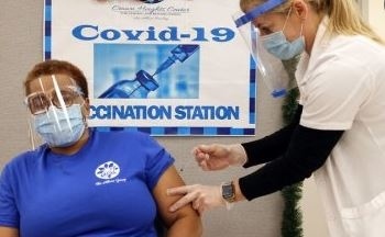 За 150 дни управление на Байдън: 300 млн. поставени ваксини в САЩ